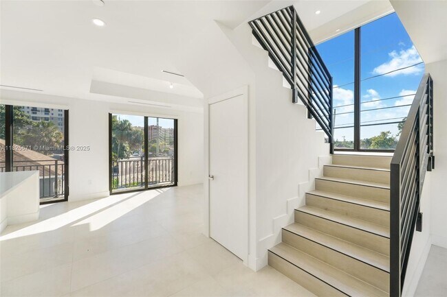 Foto del edificio - 3345 SW 22nd Terrace