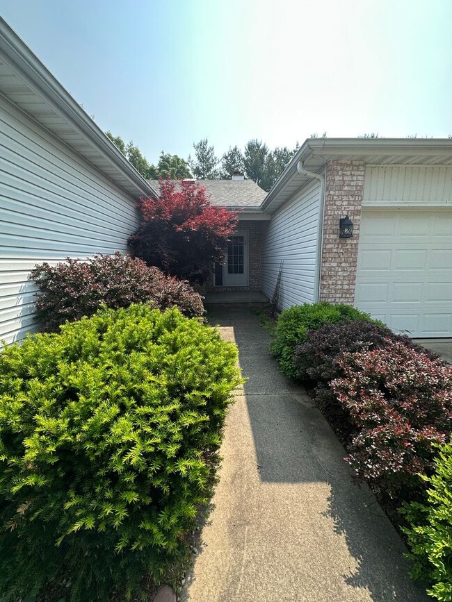 Building Photo - 2308 Checkerberry Ln