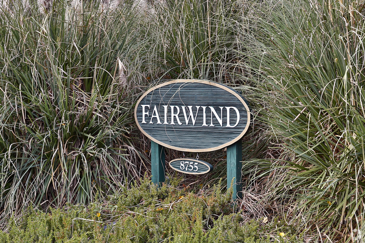 Building Photo - Fairwind Apartments