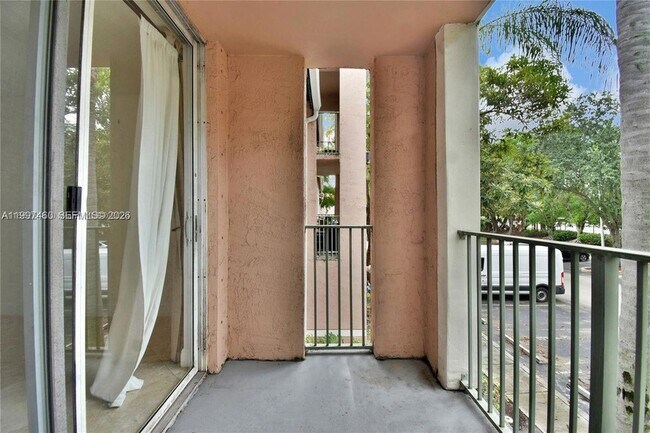 Foto del edificio - 12160 St.Andrews Pl