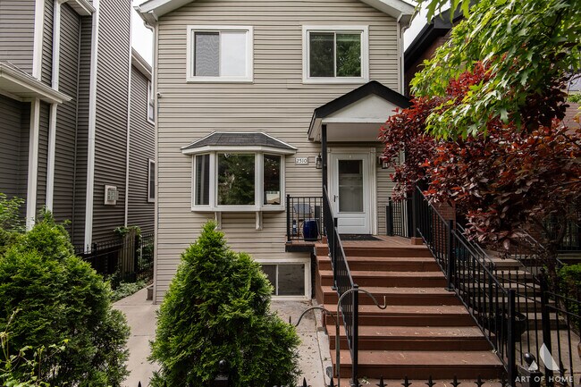 Building Photo - 2510 N Artesian Ave