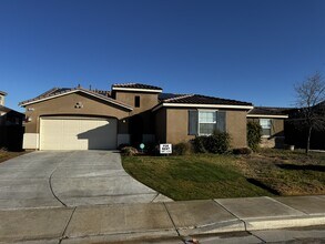 Building Photo - 9604 Prometheus Dr