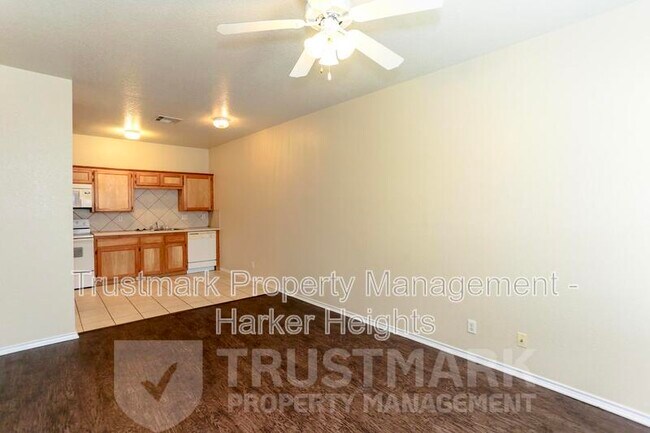 Building Photo - 3705 Littleleaf Dr