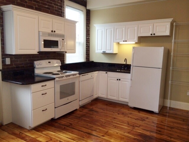 Kitchen - 25 N Pleasant St