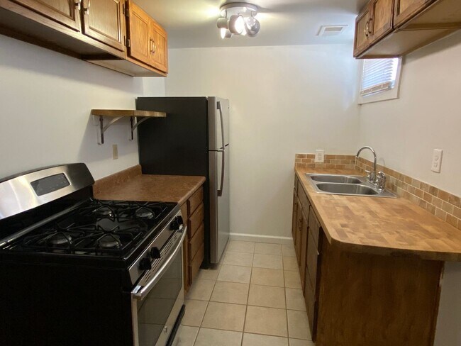 Foto del edificio - 1212 E 19th St