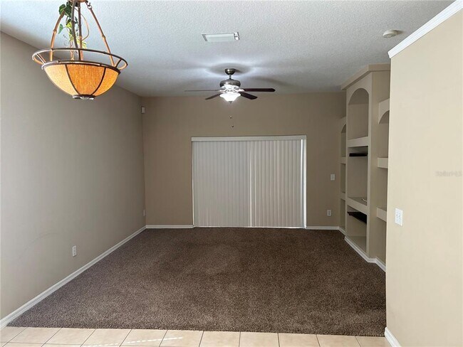 Building Photo - 5603 Tanagergrove Way