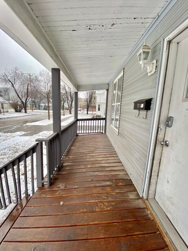 Foto del edificio - 4 Bedroom near Downtown Fargo!