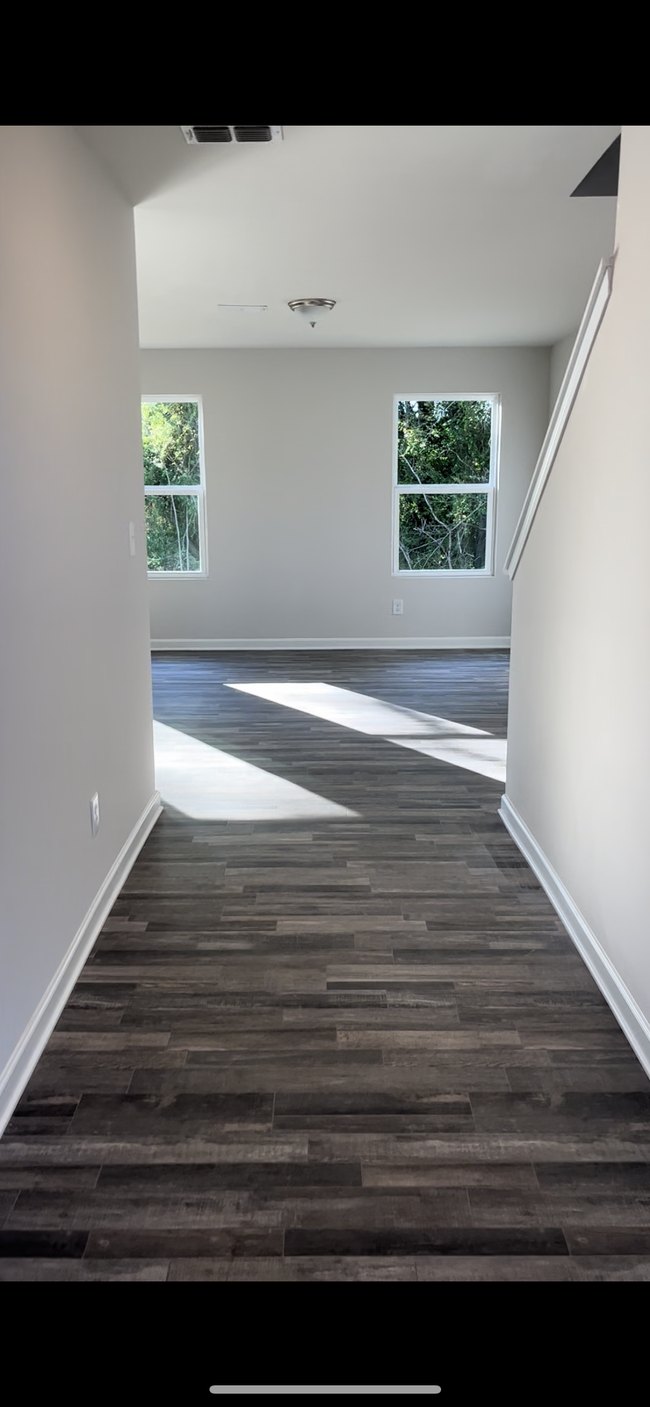 Foto del edificio - 134 Dogwood Ln