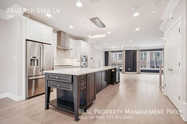 Foto del edificio - 2840 Red Star Ln