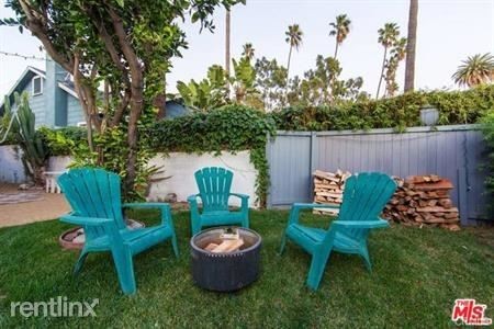 Foto del edificio - 2422 Abbot Kinney Blvd