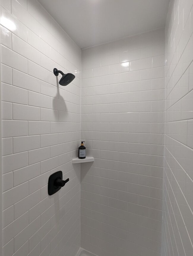 VELO Waller Avenue 353 Waller Ave Lexington, KY Apartments for