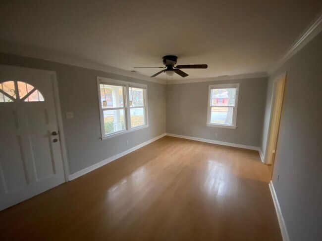 Foto del edificio - 3173 Sunrise St