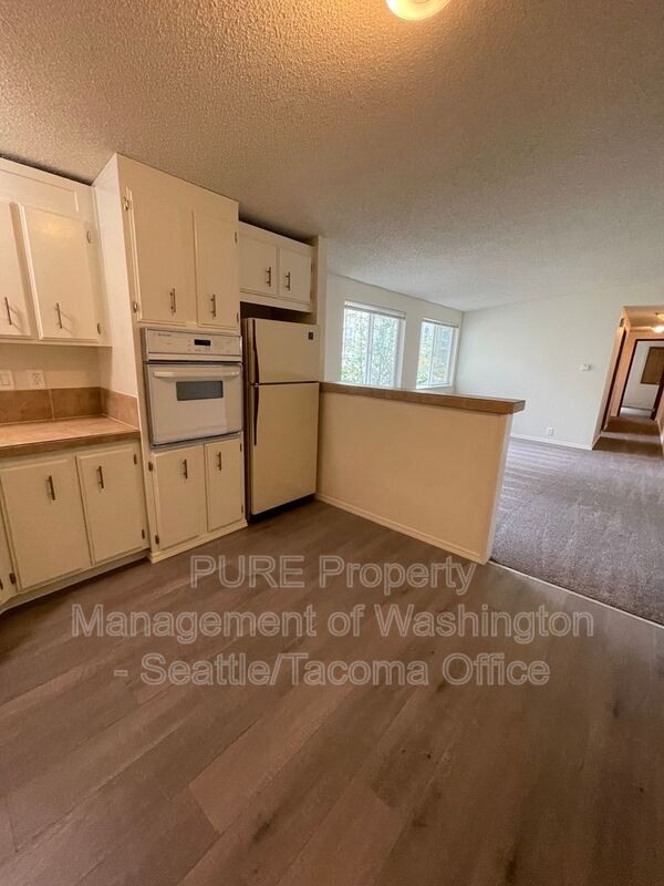 Foto del edificio - 907 SW Holden St