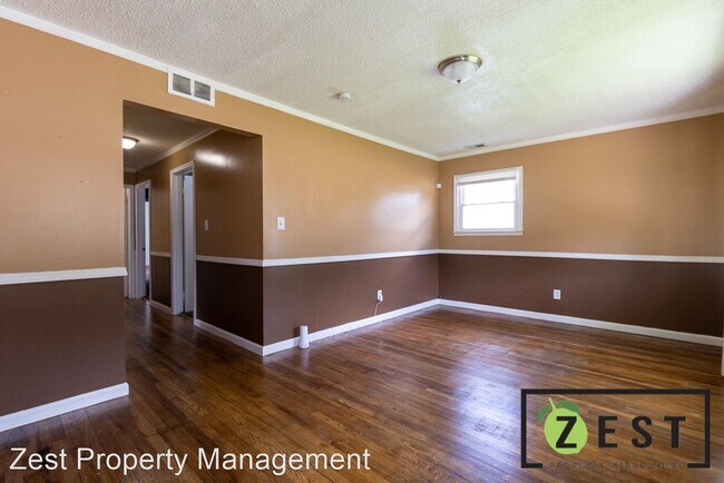 Foto del edificio - 4 br, 1 bath House - 1927 Rome Ave