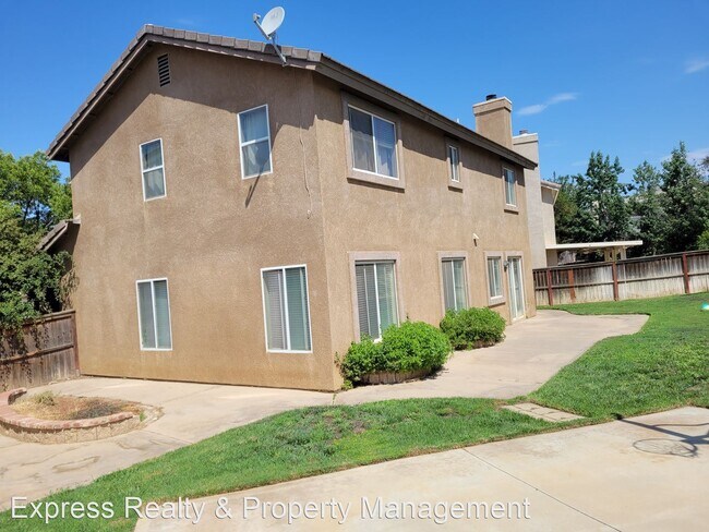 Building Photo - 5 br, 2.5 bath House - 1418 Briar Oak Way