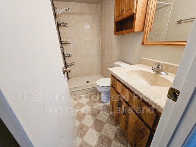 Foto del edificio - 2245 9th St SE