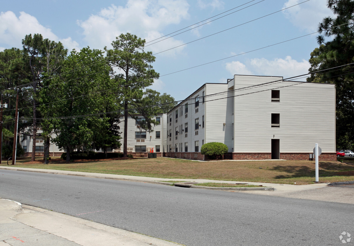 Building Photo - Rendant Apartments