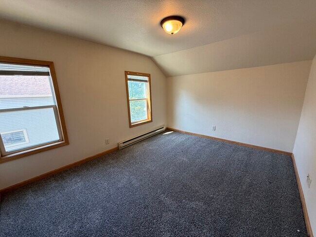 Building Photo - 655 Wisconsin St
