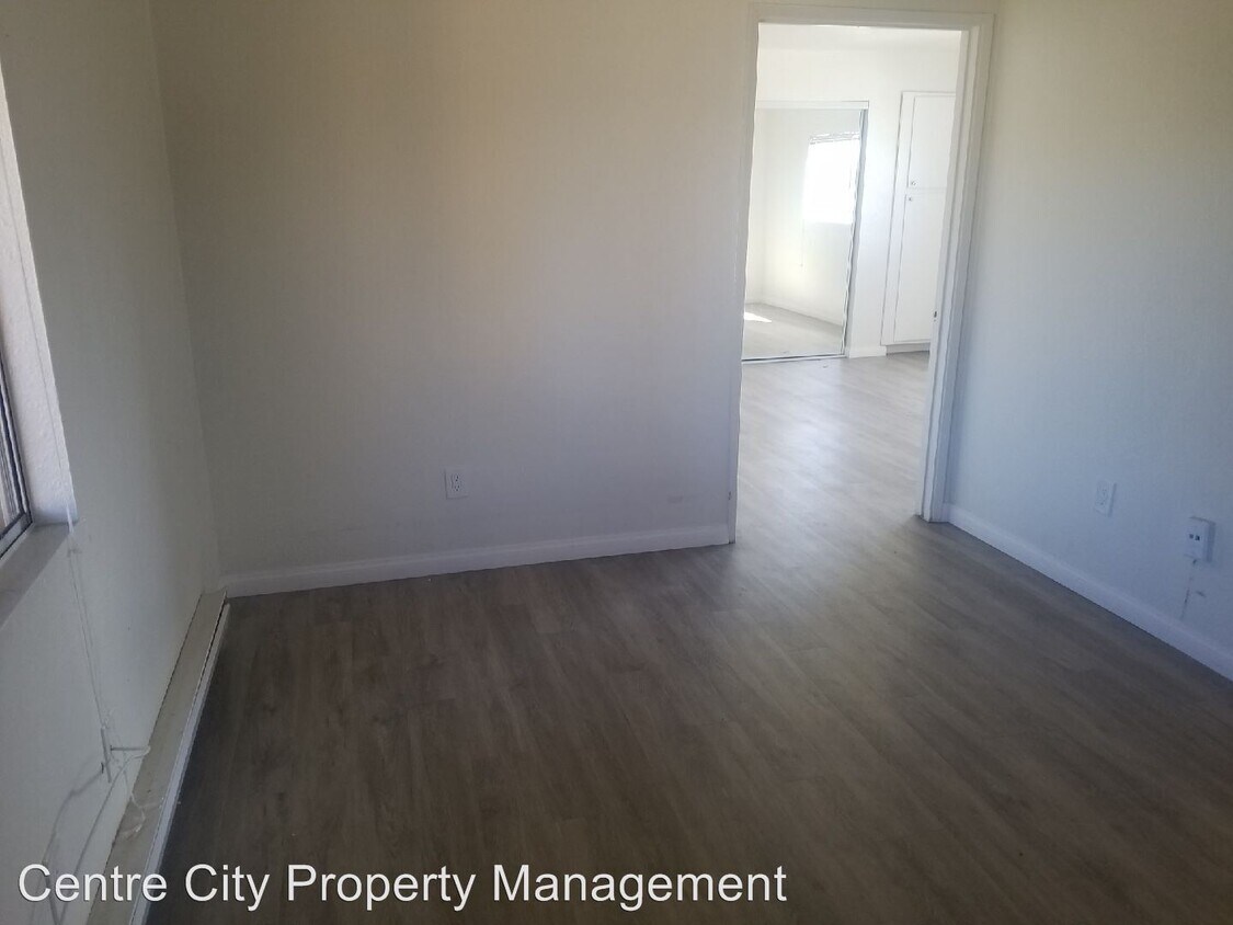 Foto del edificio - 926-928 S 45th St