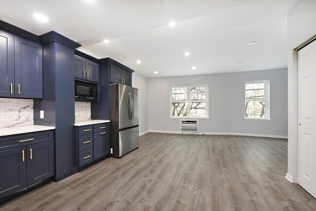 Foto del edificio - 43-49 Van Wagenen Ave Unit 1C