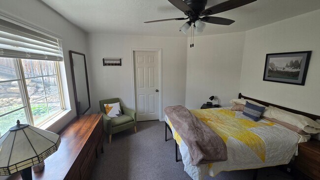 Foto del edificio - 6155 W Graceland Wy