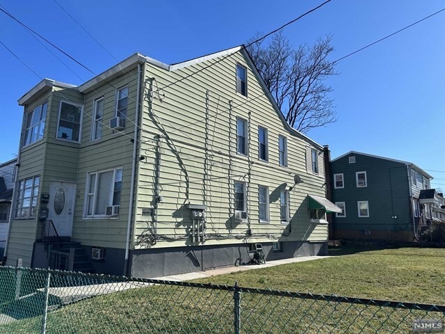 Primary Photo - 378-382 9th Ave
