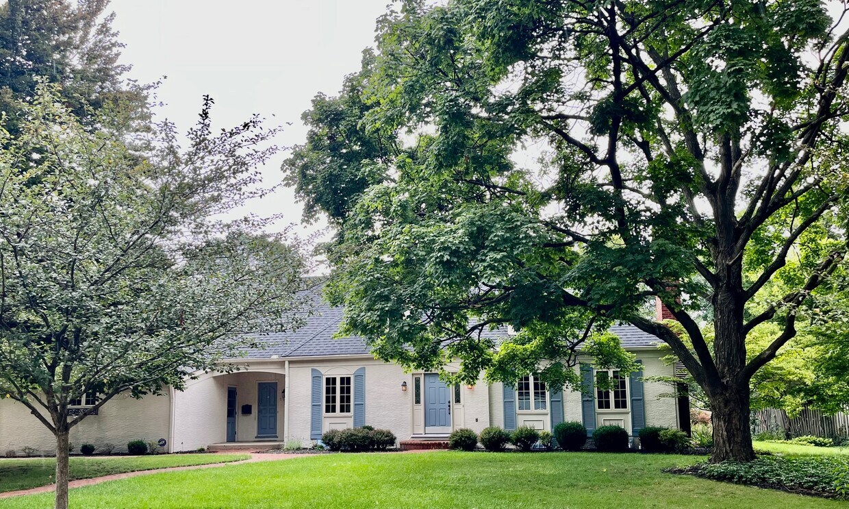 2290 Haverford Rd, Columbus, OH 43220 House Rental in Columbus, OH