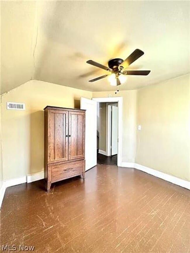 Building Photo - 3 BD/ 2 BA House for Rent in Cleveland