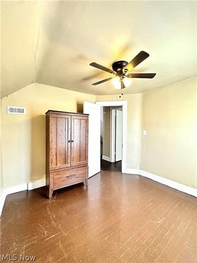Foto del edificio - 3 BD/ 2 BA House for Rent in Cleveland