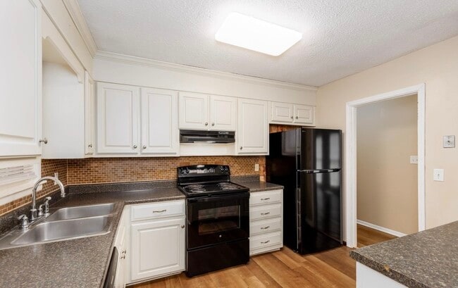 Foto del edificio - 2517 Wright Cir