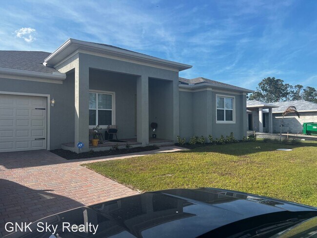 Foto del edificio - 4 br, 2 bath House - 8293 Agate St