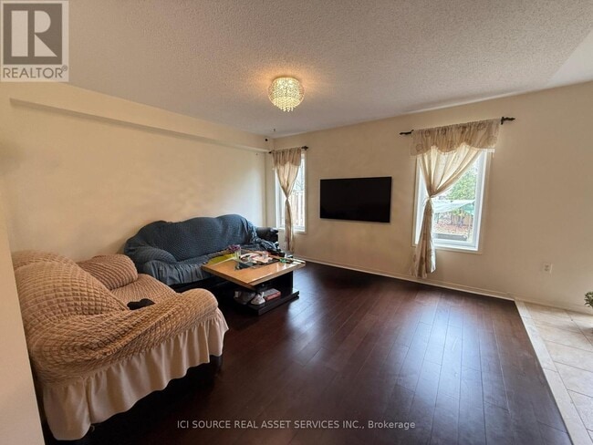 Building Photo - 181 Norland Cir