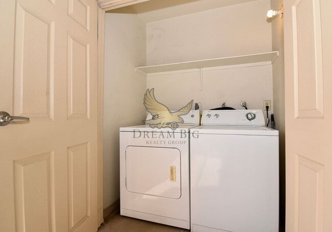 Foto del edificio - 5499 Indian River Dr