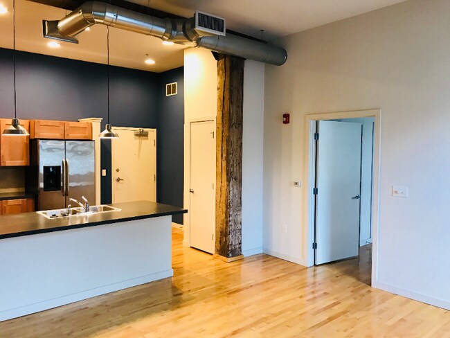 Foto del edificio - 425 N Prince St