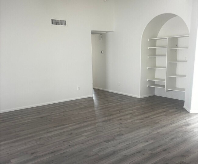 Foto del edificio - 4439 N 85th Dr