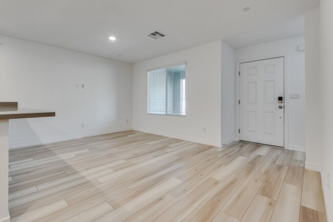 Building Photo - 10775 Astell Isle Ct