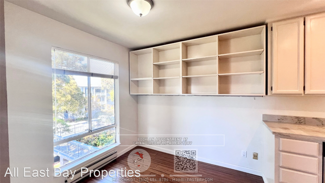 Foto del edificio - 1 br, 1 bath House - 2 Commodore Dr. #389