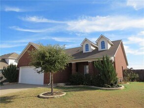 Building Photo - 610 Poplar Vista Ln