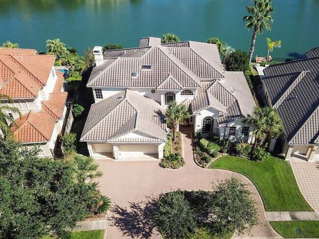 Foto del edificio - 19022 Waterford Cove