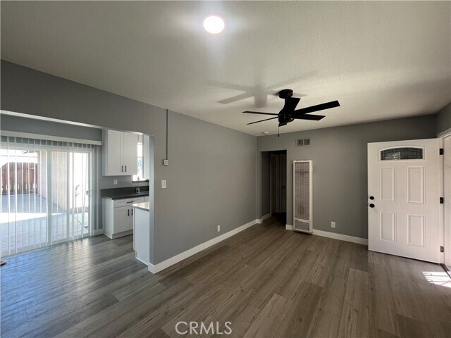Foto del edificio - 941 E 9th St