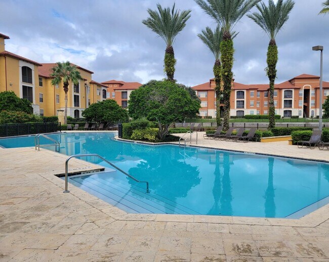 Foto del edificio - 6159 Metrowest Blvd