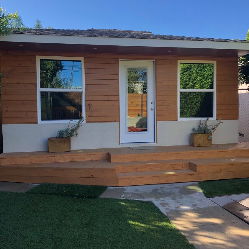 Renovated entrance to the house - 668 Marr St