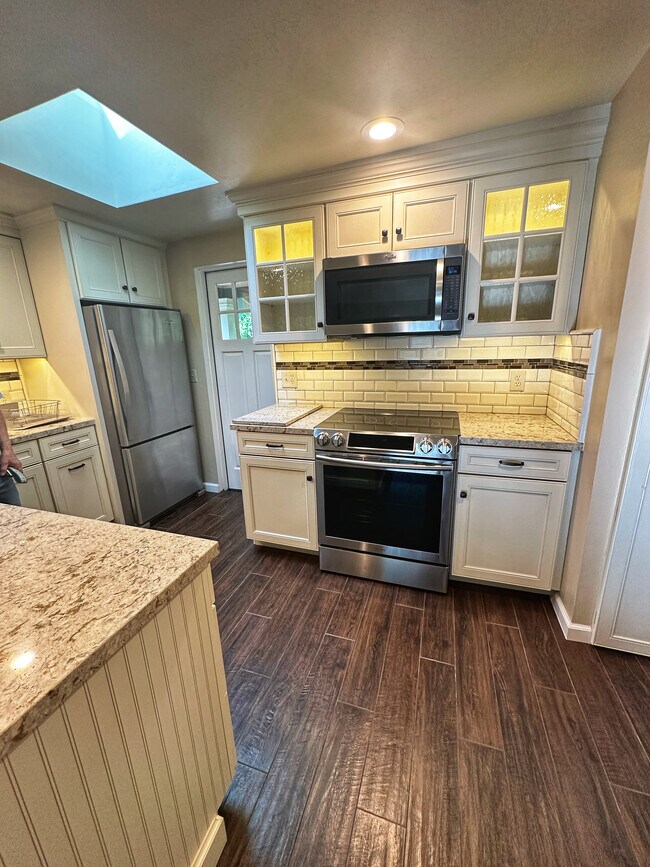 Photo - 23 Mira Loma House