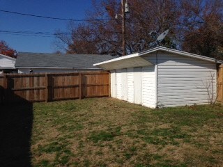 Building Photo - 3505 Hickory St