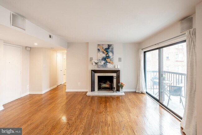Foto del edificio - 1700 17th St NW