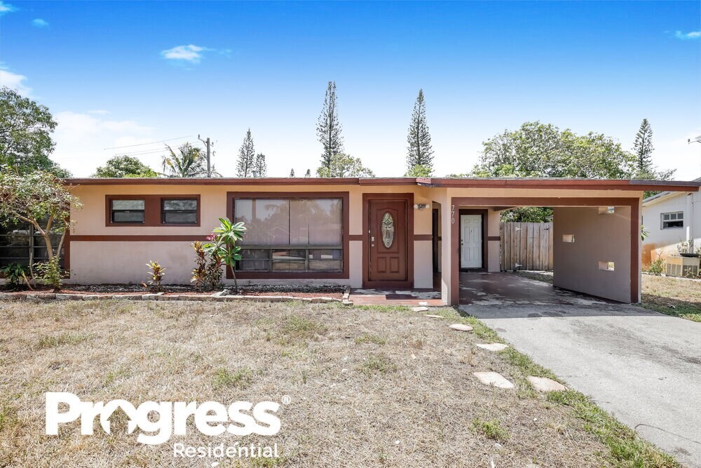 Primary Photo - 770 NE 50th Ct