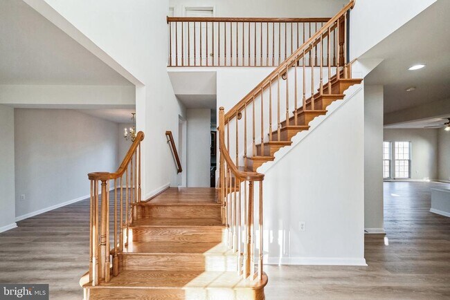 Foto del edificio - 215 Kemper Ct