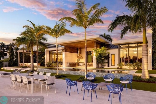 Foto del edificio - 765 Middle River Dr