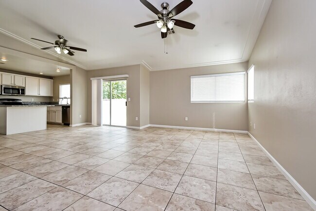 Foto del edificio - 2306 Hollow Oak Ave