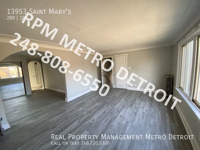 Building Photo - UPDATED UPPER-LEVEL APARTMENT